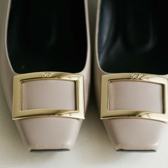 Roger Vivier | Flats w/ Buckle - Picture 6 of 13